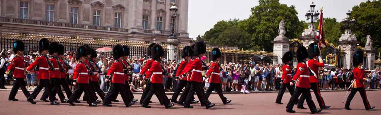Irish Gaurds marching to Buckingham Palace